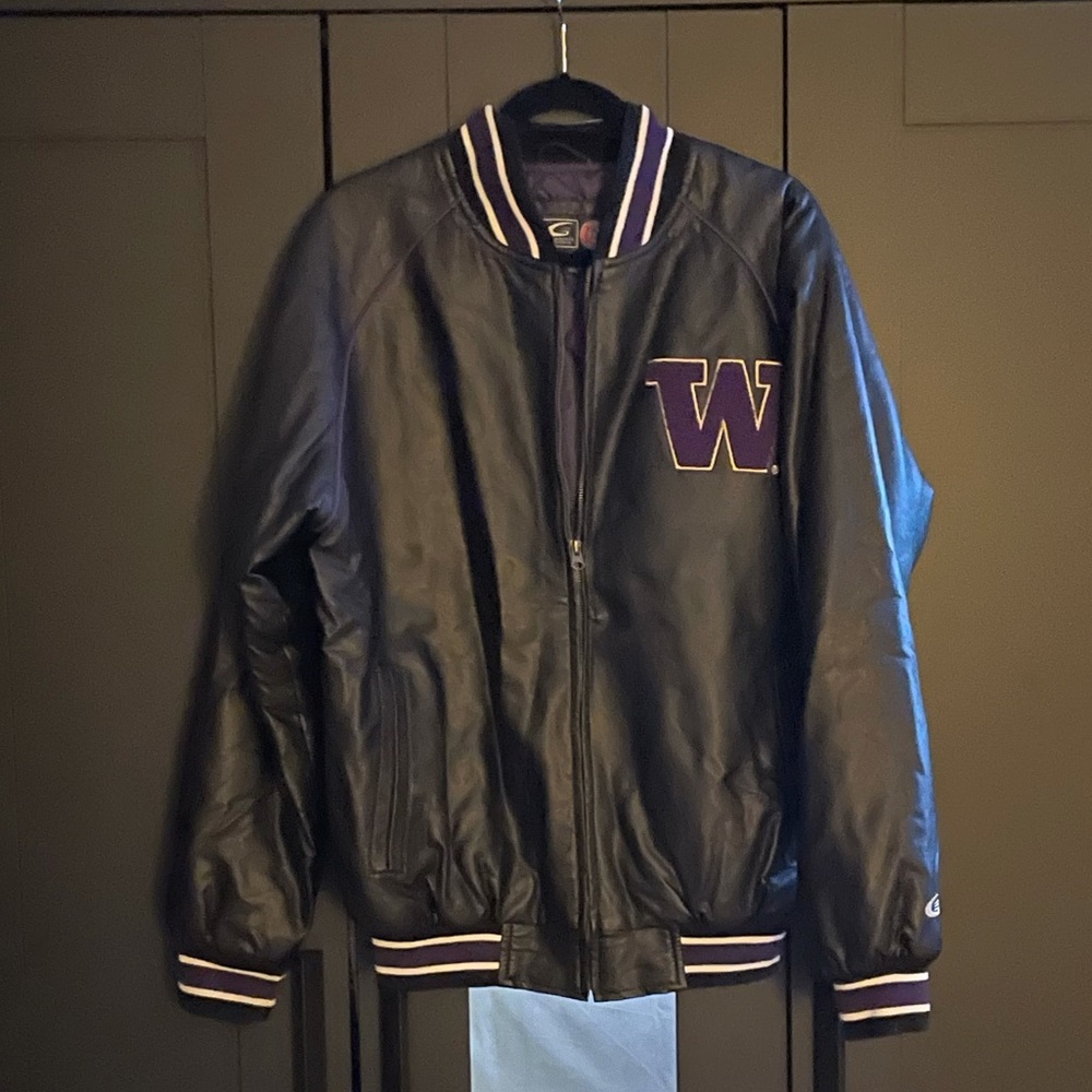UW University of Washington Husky Jacket Size S